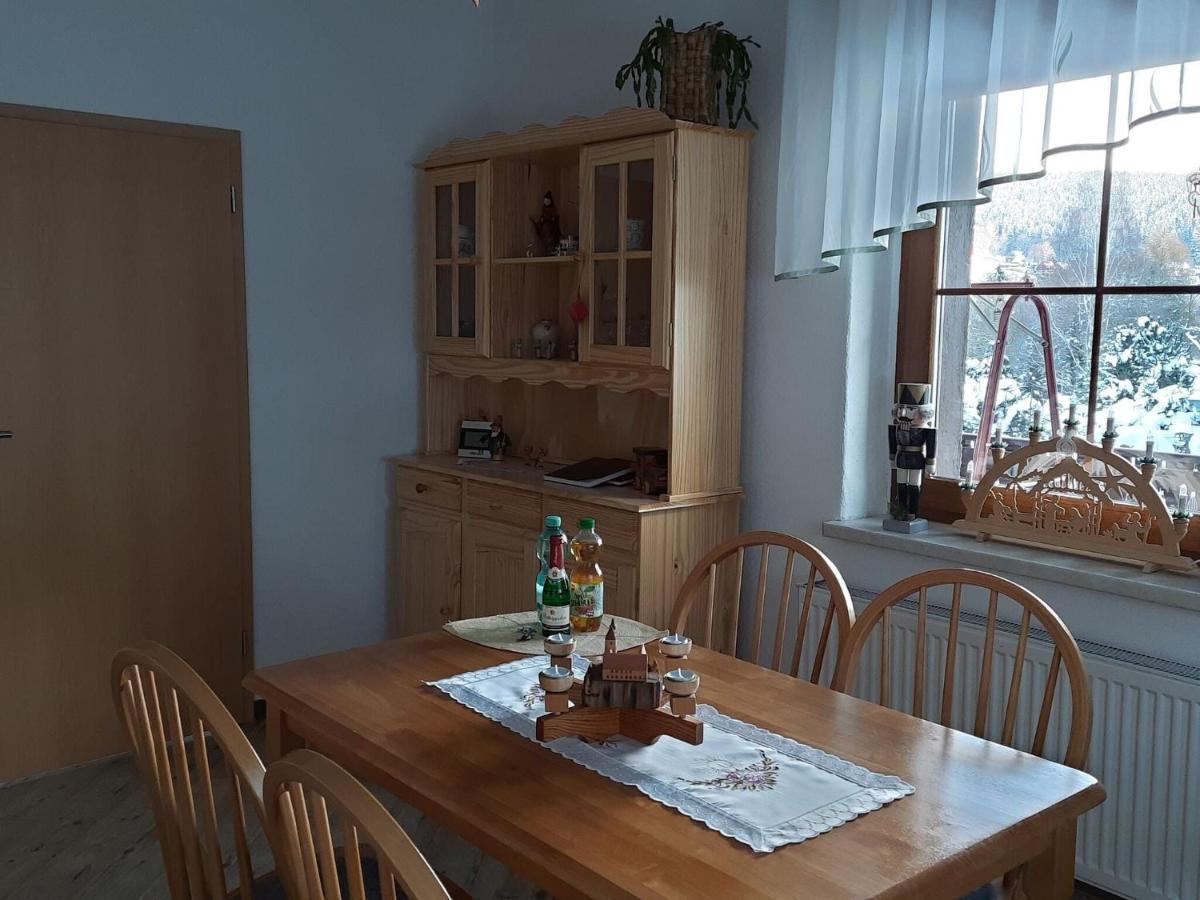 Cozy Apartment In Ore Mountains With Balcony ブライテンブルン エクステリア 写真